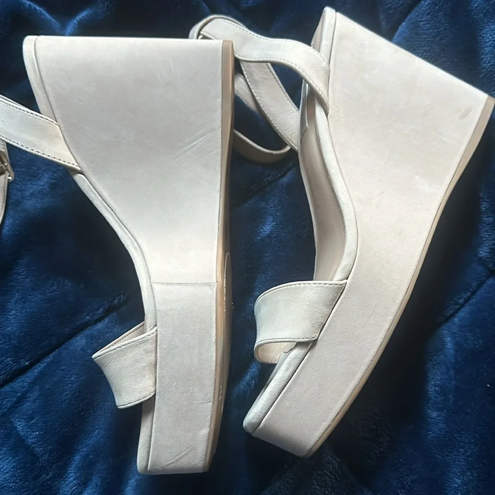 Antonio Melani Madelle Bespoked Nude platform wedges